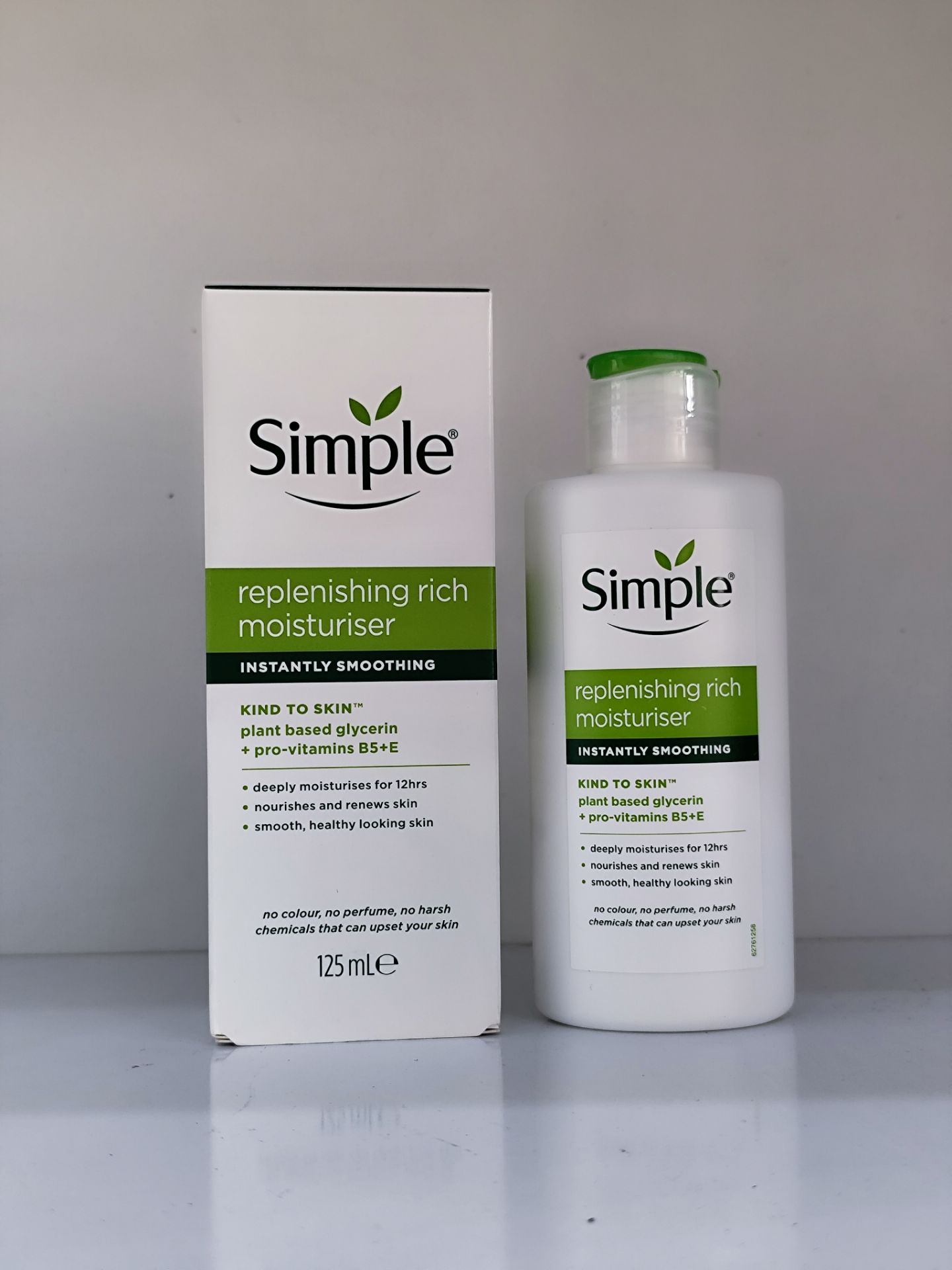 مرطوب کننده غنی و احیا کننده سیمپل